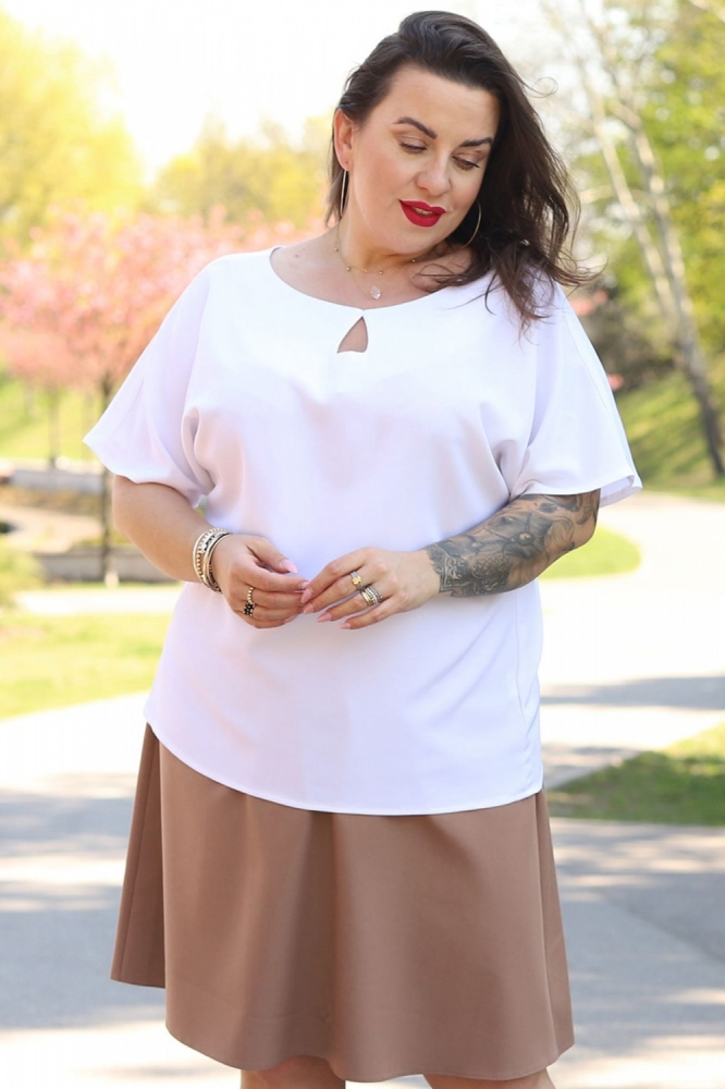 Bluza marime plus model 169034 Karko alb