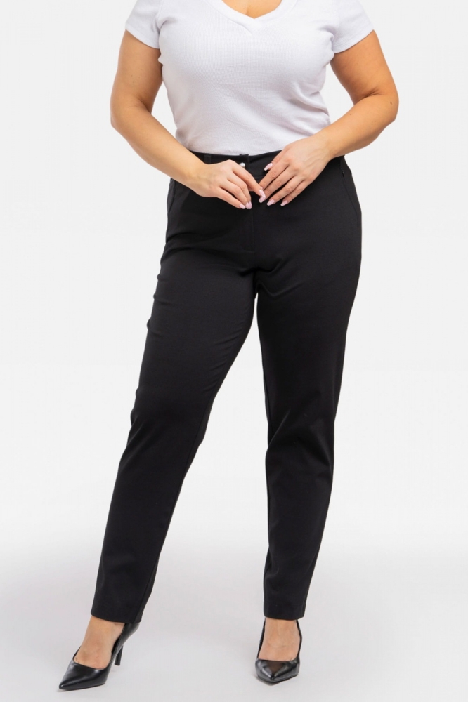Pantaloni de marime plus model 195034 Karko negru